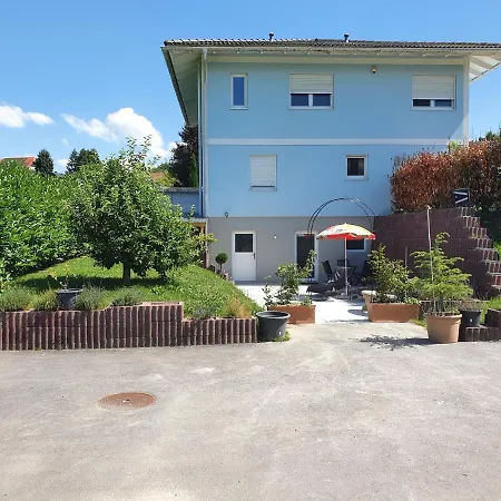 Bleu Guest house 3*