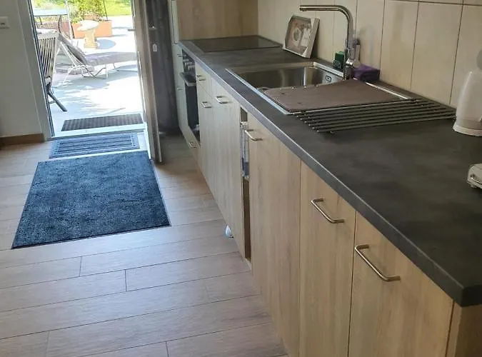 Bleu بيت ضيافة Cudrefin